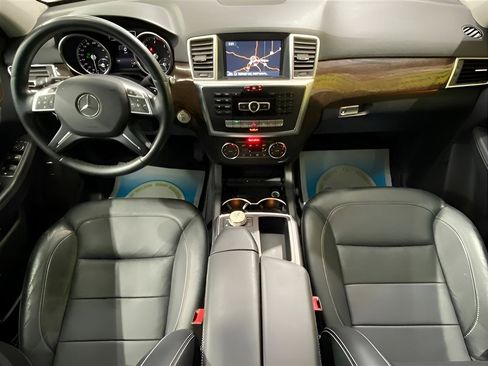 Used 2015 Mercedes-Benz ML 250 BlueTEC 4MATIC w/ Premium 1 Package image 17