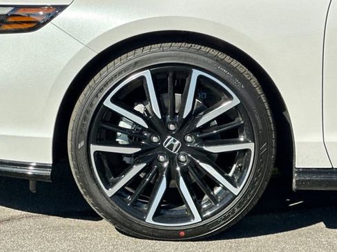 New 2026 Honda Accord Touring image 33