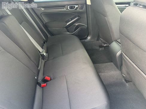 Certified 2024 Honda Civic EX image 28