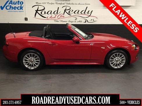 Used 2018 FIAT 124 Spider Classica w/ Technology Group image 1