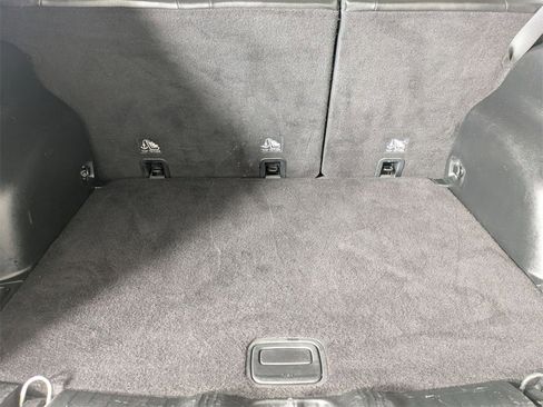 Used 2018 Jeep Compass Latitude w/ Popular Equipment Group image 26