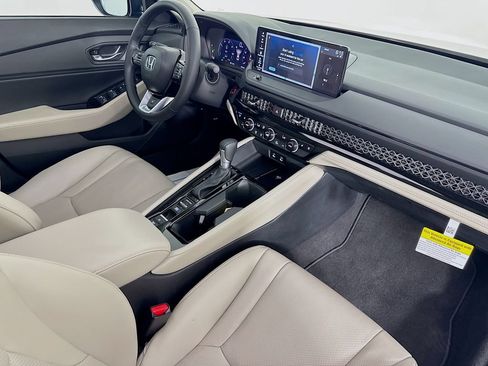 Used 2026 Honda Accord Touring image 36