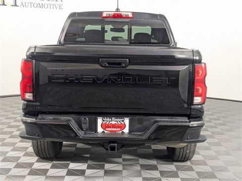 Used 2023 Chevrolet Colorado Z71 w/ Z71 Convenience Package 2 image 6