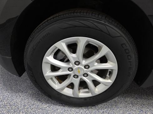 Used 2019 Chevrolet Equinox LT image 38