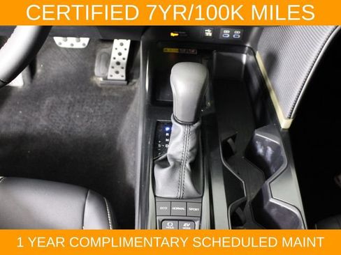 Used 2025 Toyota Camry SE FWD image 26