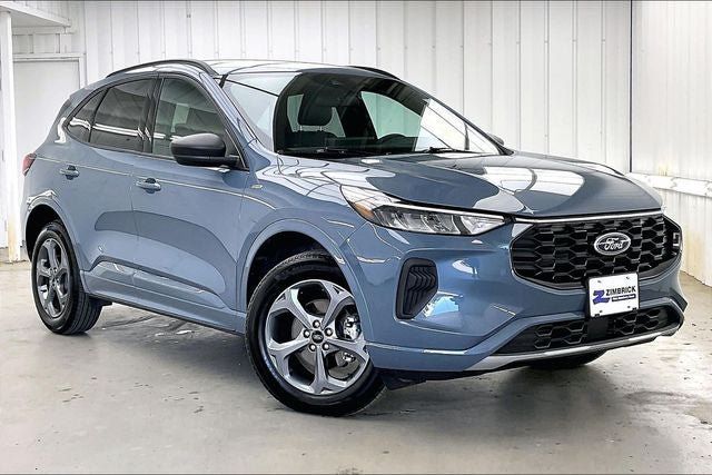 Used 2024 Ford Escape ST-Line w/ Tech Pack #1 AWD/4WD image 1