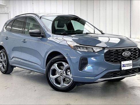 Used 2024 Ford Escape ST-Line w/ Tech Pack #1 AWD/4WD image 1