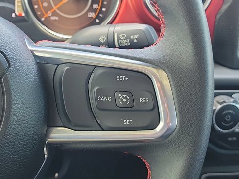 Used 2023 Jeep Gladiator Rubicon w/ LED Lighting Group AWD/4WD image 26