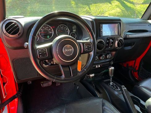 Used 2015 Jeep Wrangler Unlimited Sport w/ Quick Order Package 24S AWD/4WD image 10