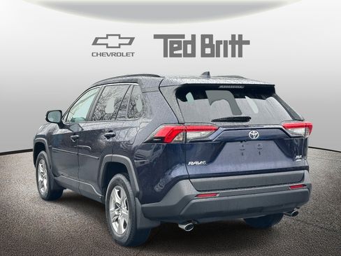 Used 2023 Toyota RAV4 XLE w/ Convenience Package image 6