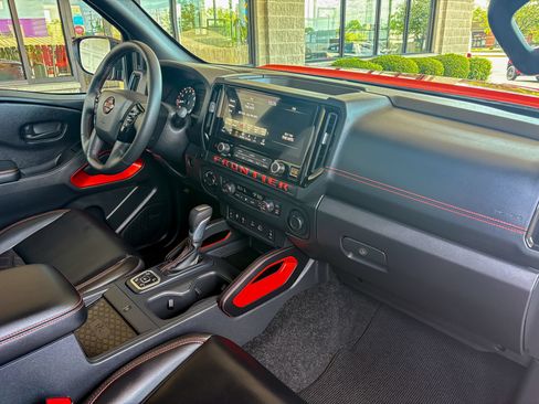 Used 2026 Nissan Frontier PRO-4X w/ Pro Premium Package AWD/4WD image 24
