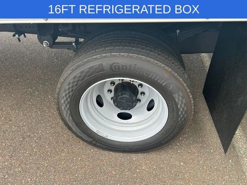 New 2026 Ford F550 2WD Regular Cab Super Duty image 28