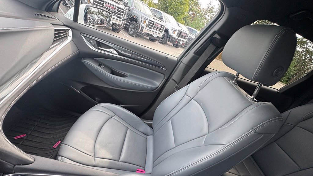 Used 2023 Buick Enclave Essence FWD image 25