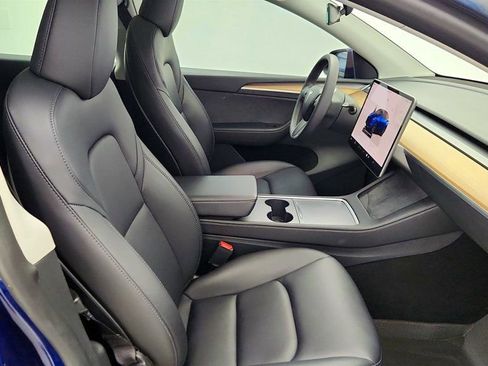 Used 2023 Tesla Model Y Long Range image 29