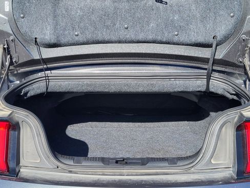 Certified 2019 Ford Mustang Convertible image 29