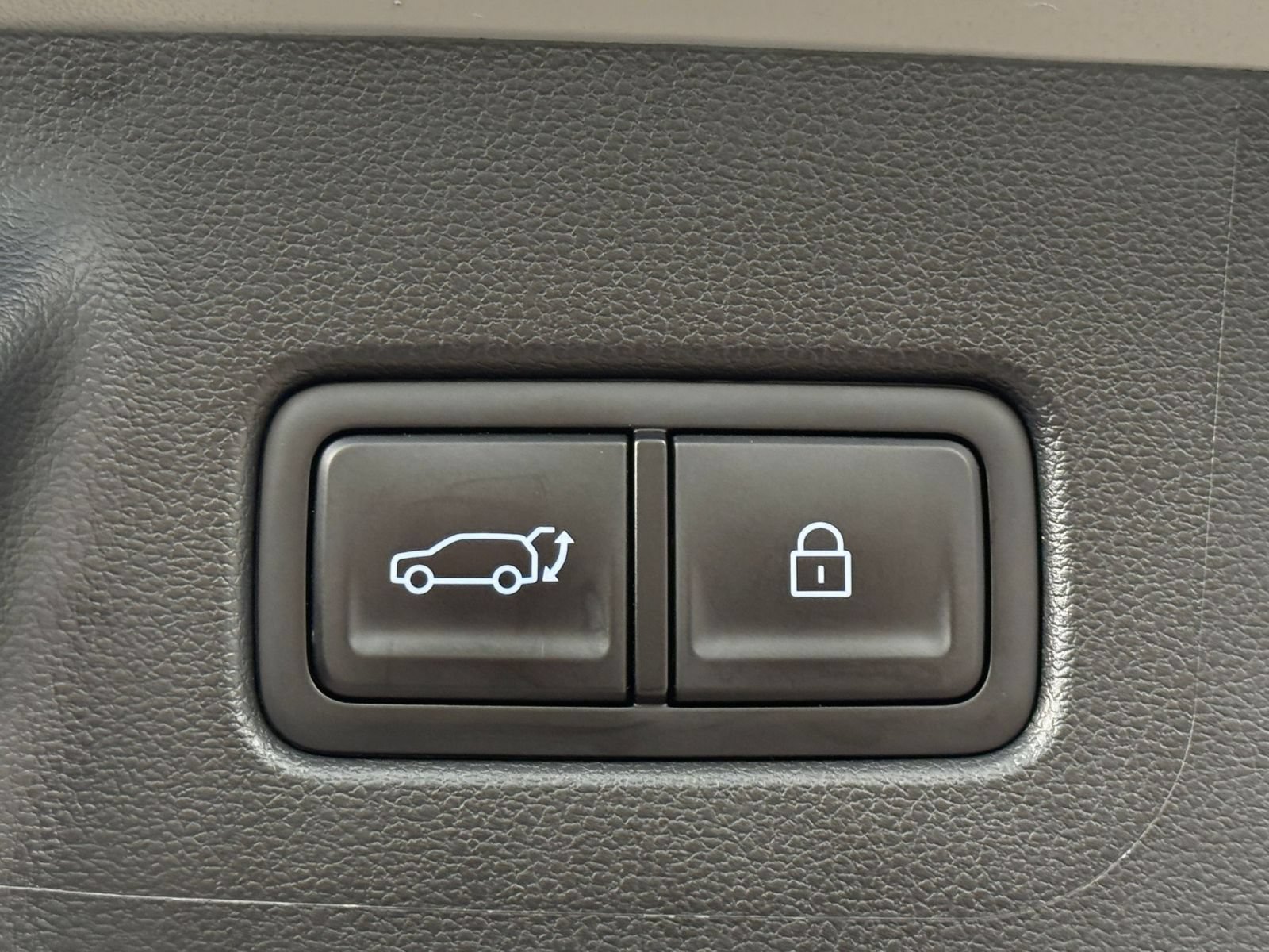 Used 2026 Hyundai Santa Fe SEL FWD image 20