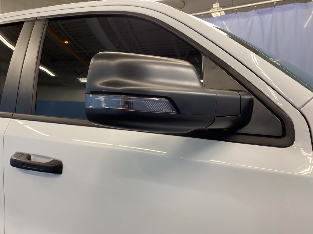 Used 2023 RAM 1500 Big Horn AWD/4WD image 45