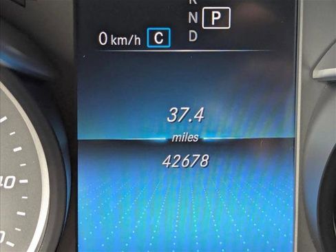 Certified 2020 Mercedes-Benz GLC 300 4MATIC image 6