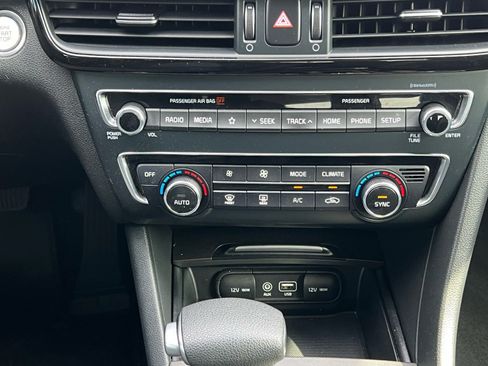 Used 2019 Kia Optima S w/ S Panoramic Sunroof Package image 32