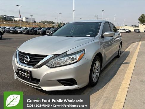 Used 2016 Nissan Altima 2.5 S w/ Power Driver Seat Package FWD image 7