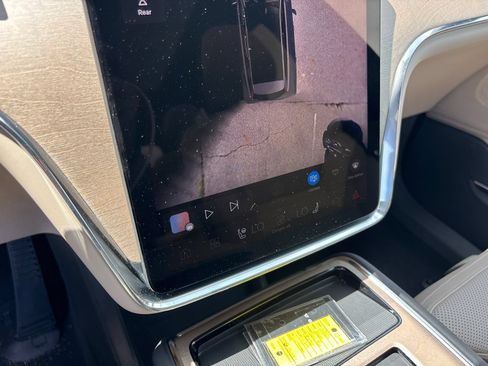 New 2026 Volvo EX90 Plus AWD/4WD image 20
