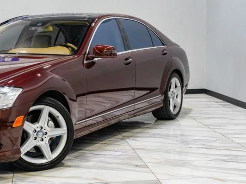 Used 2011 Mercedes-Benz S 550 image 8