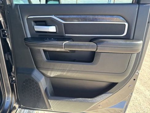Used 2024 RAM 2500 Big Horn image 26