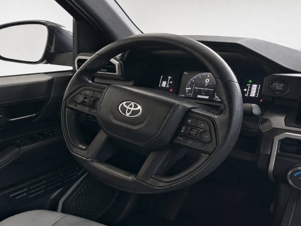 Used 2025 Toyota Tacoma SR5 AWD/4WD image 34