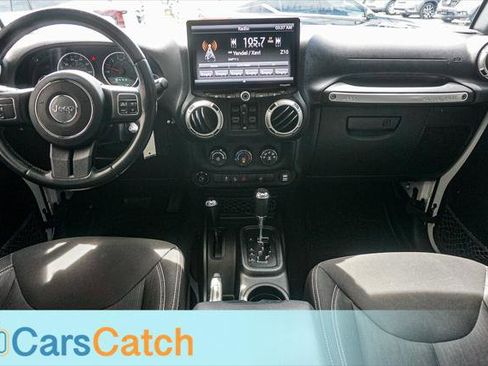 Used 2018 Jeep Wrangler Unlimited Sahara AWD/4WD image 22