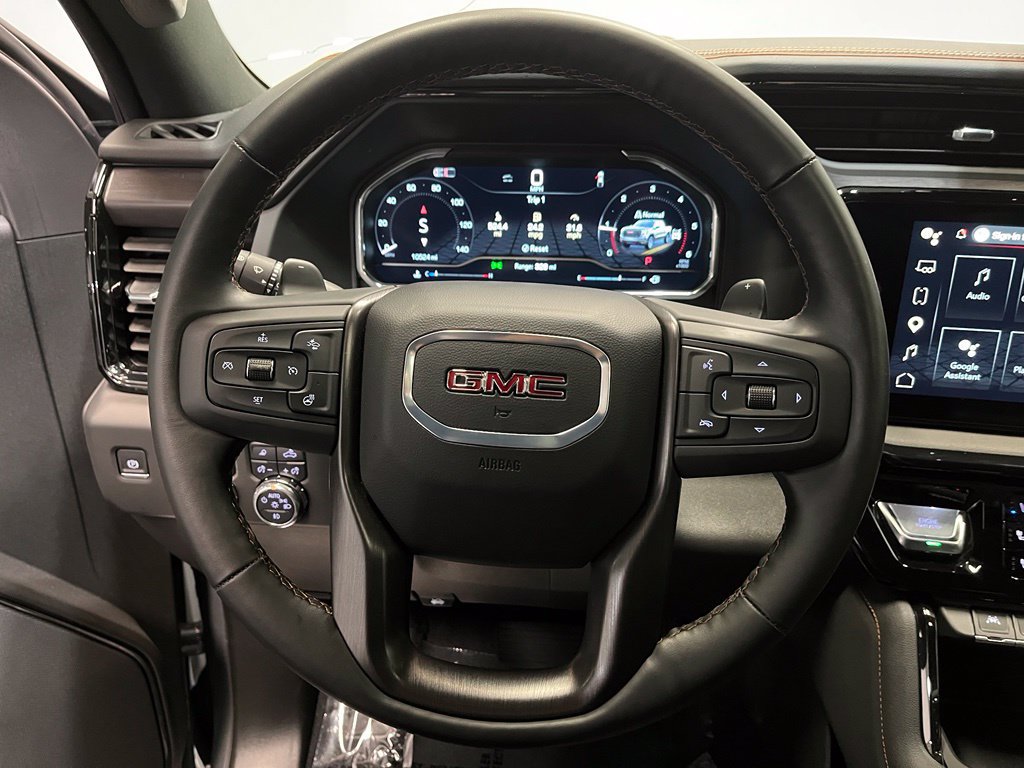 Used 2025 GMC Sierra 1500 AT4 w/ AT4 Premium Package AWD/4WD image 6