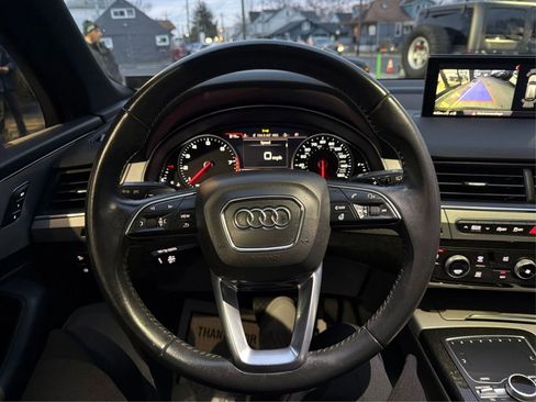 Used 2019 Audi Q7 2.0T Premium w/ Cold Weather Package image 16
