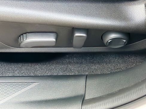 New 2026 Subaru Outback Limited AWD/4WD image 24