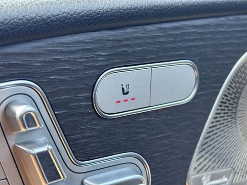 Used 2022 Mercedes-Benz GLE 350 4MATIC image 22