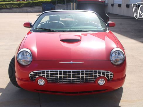 Used 2002 Ford Thunderbird image 6
