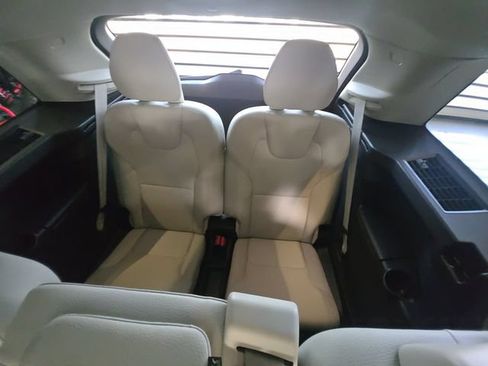 Used 2023 Volvo XC90 B5 Core w/ Protection Package Premier AWD/4WD image 26