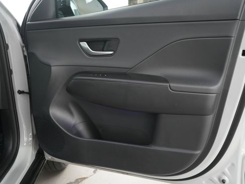 Certified 2026 Hyundai Kona SEL Premium AWD/4WD image 9
