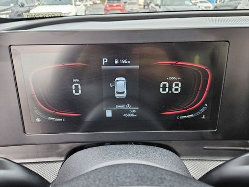 Used 2024 Kia Sportage LX image 27