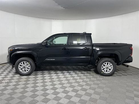 New 2026 Toyota Tacoma SR5 AWD/4WD image 4