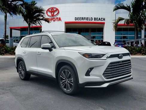 New 2026 Toyota Grand Highlander AWD Hybrid image 1