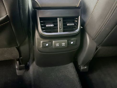 Used 2022 Subaru Outback Wilderness w/ Wilderness Package image 30