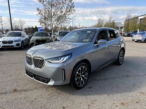 Certified 2025 BMW X3 xDrive30i w/ Convenience Package image 3