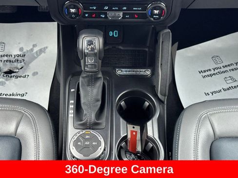 Used 2024 Ford Bronco Outer Banks AWD/4WD image 22