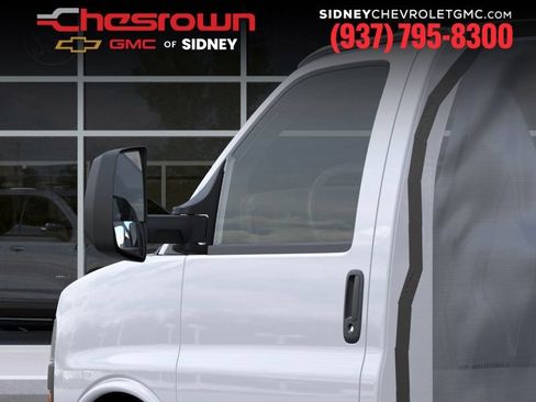 New 2025 GMC Savana 3500 w/ Power Convenience Package RWD image 12