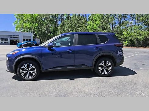 Used 2023 Nissan Rogue SV FWD image 27