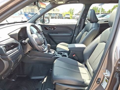 Used 2025 Subaru Forester Limited AWD/4WD image 14