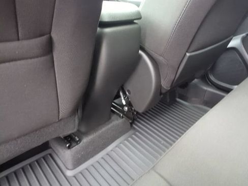 New 2026 Chevrolet TrailBlazer LT w/ LT Cold Weather Package FWD image 23