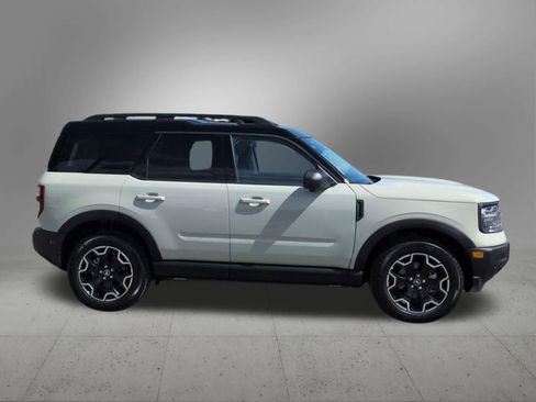 Used 2025 Ford Bronco Sport Outer Banks w/ Outer Banks Tech Package+ AWD/4WD image 7