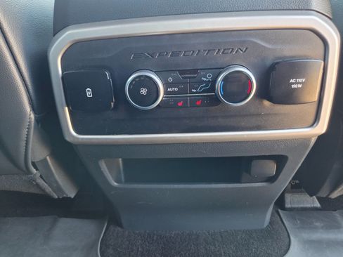 Certified 2022 Ford Expedition Max Limited AWD/4WD image 24