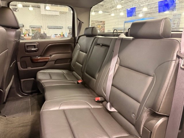 Used 2017 GMC Sierra 2500 SLT w/ Driver Alert Package AWD/4WD image 23