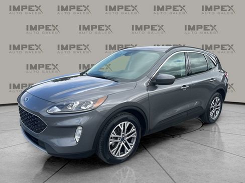 Used 2022 Ford Escape SEL image 1
